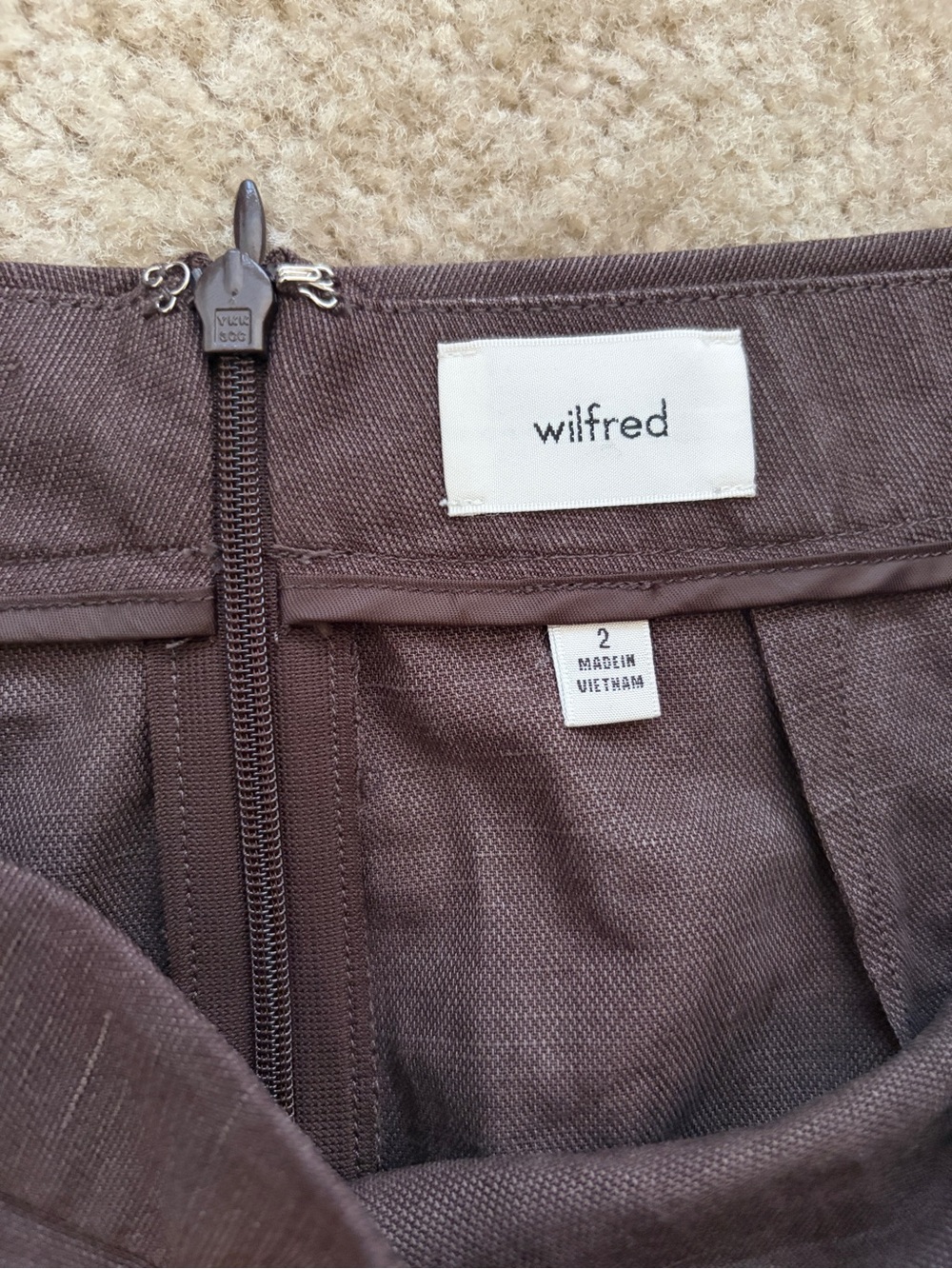 Aritzia PATIO LINEN TECEL MINI
SKIRT Size 2 - Picture 6 of 16